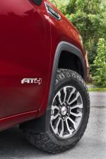 GMC Sierra AT4 Crew Cab 2018 года